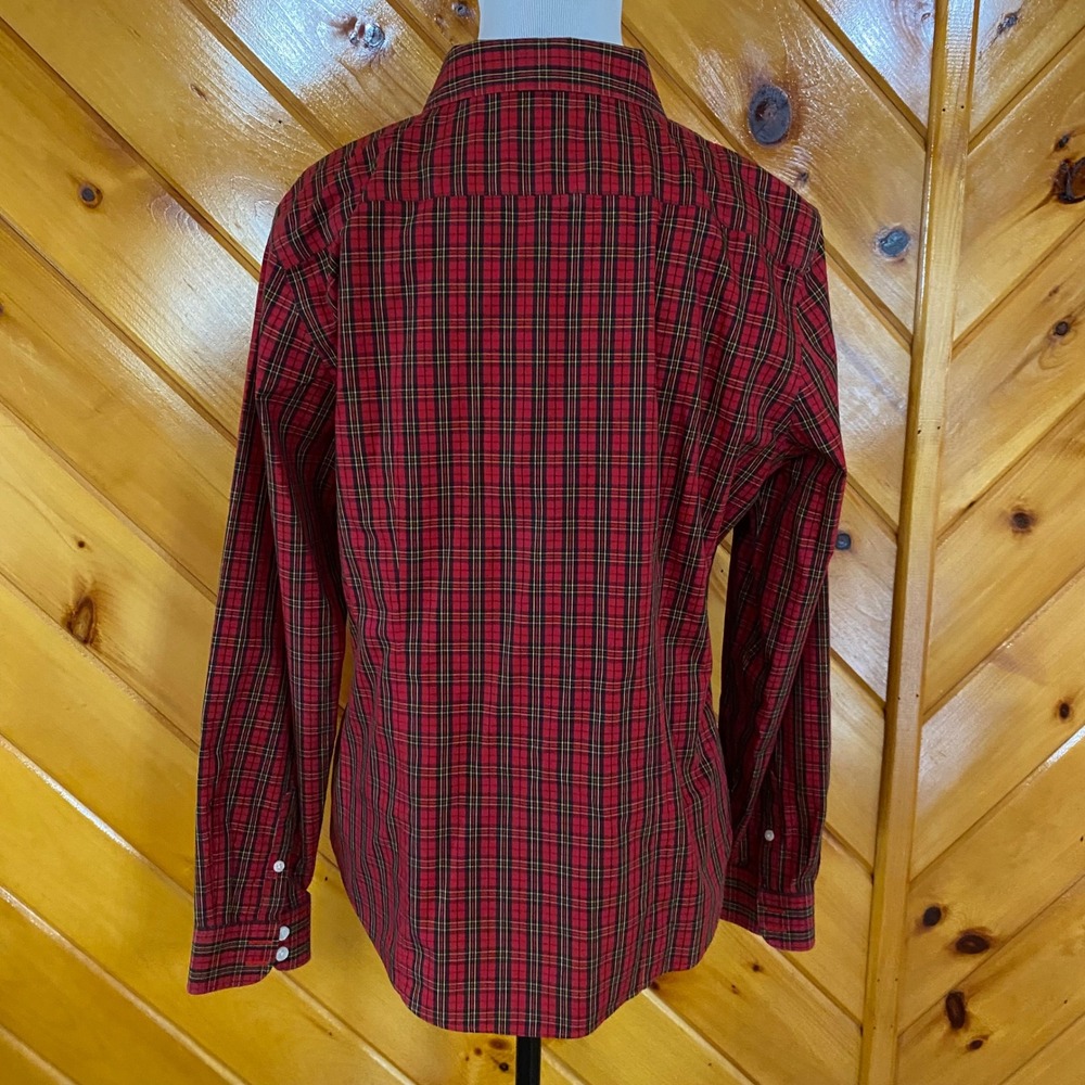 L.L. Bean Womens Red Plaid Wrinkle Resistant Button Down Shirt Size M - Picture 5 of 6